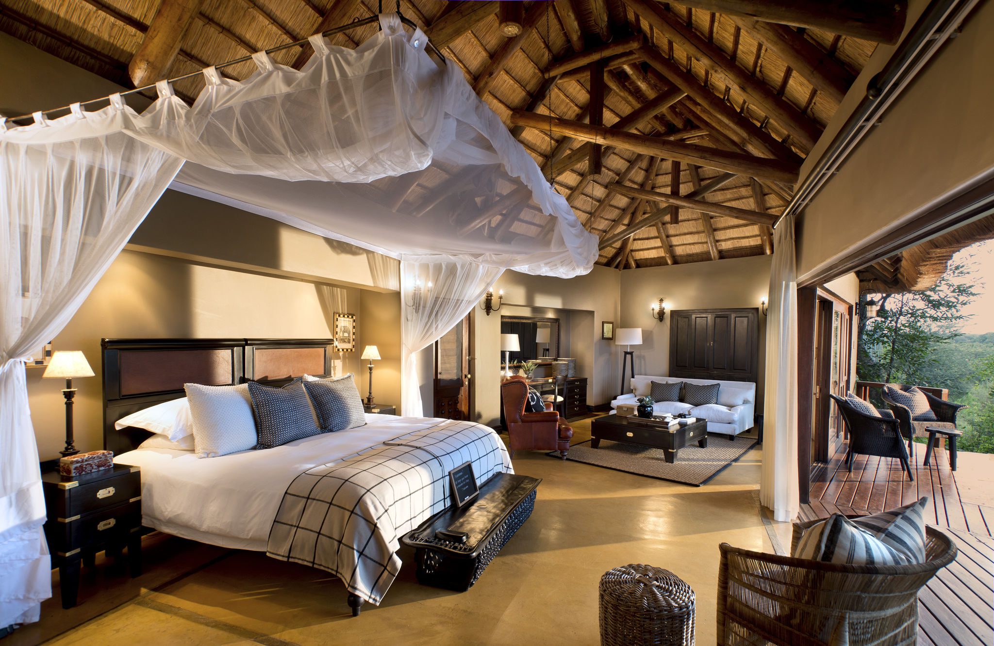 16 Day Southern Africa - The perfect holiday for couples & families 111 Lion Sands Tinga Lodge Images 3
