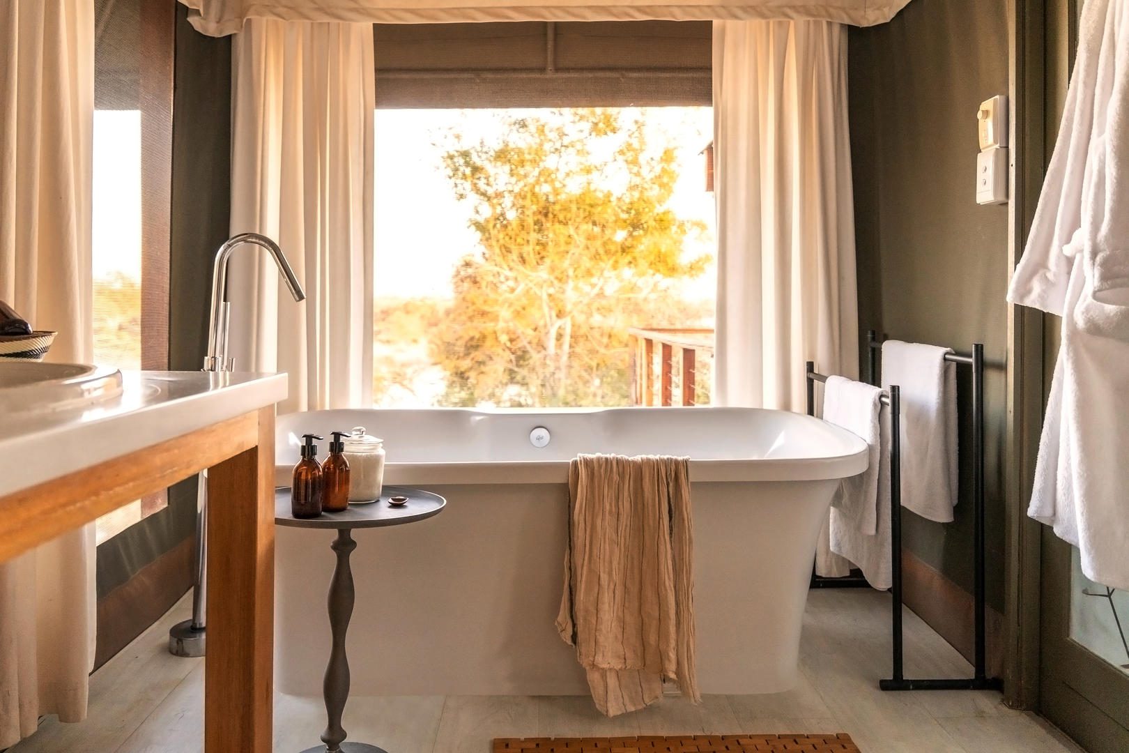 Simbavati Hilltop Lodge - Timbavati Private Reserve - Sabi Sands Lodges Reservations 6 Simbavati Hilltop Lodge Timbavati Kruger 7