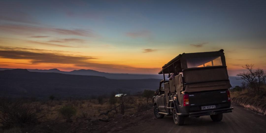 12 Day Cape Town, Sabi Sands Safari & Victoria Falls Tour - Sabi Sands Lodges Reservation 106 kruger night drive