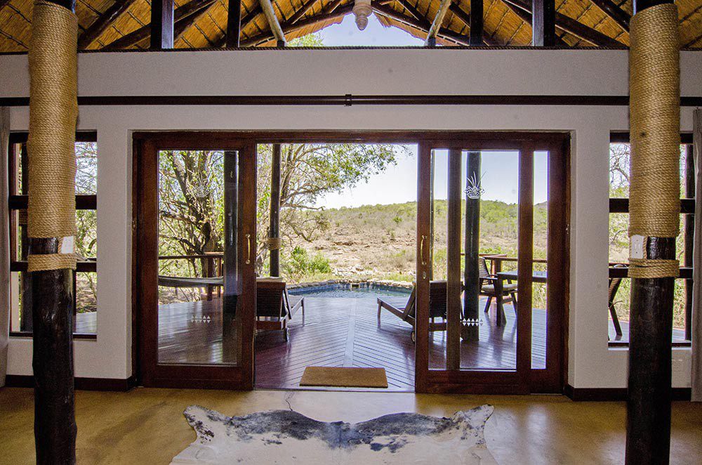 Amakhosi Safari Lodge - Pongola - Kwa-Zulu Natal - South Africa 41 Amakhosi Safari Lodge Honeymoon Suite 5