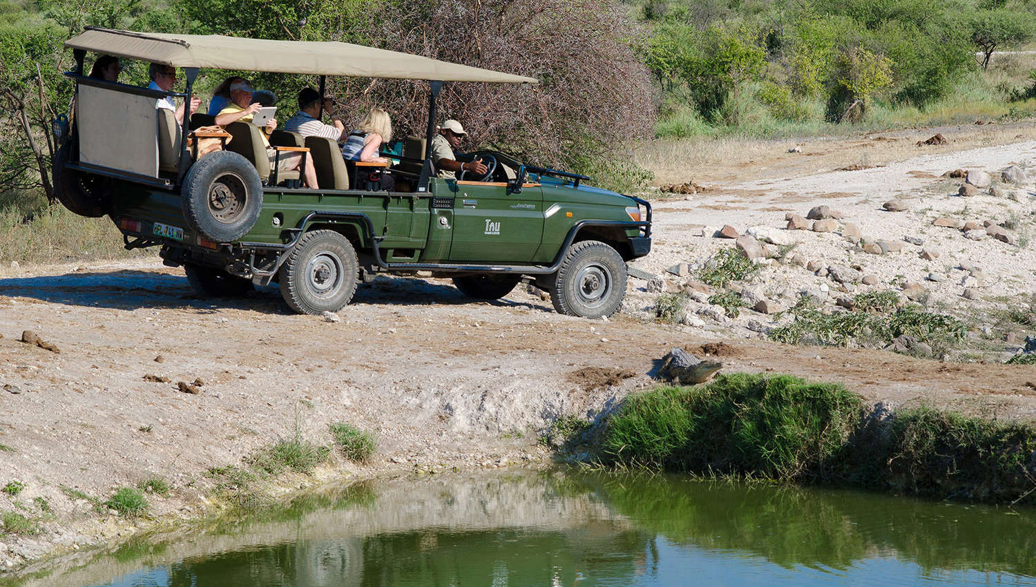 landrover TAU GAME LODGE