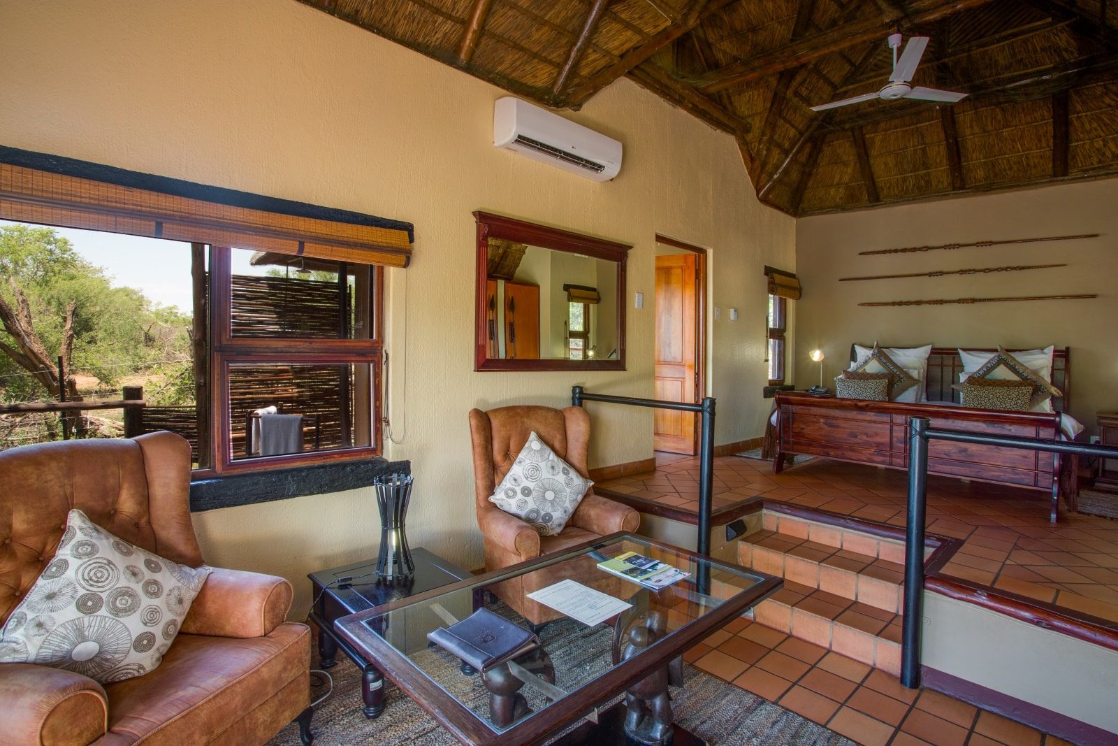 madikwe river lodge lounge