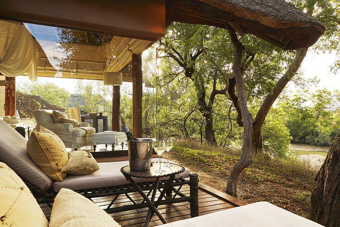Makanyane Safari lodge - Madikwe Game Reserve - Sabi Sands Lodges Reservations - Malaria Free Safari 50 makanyane safari lodge
