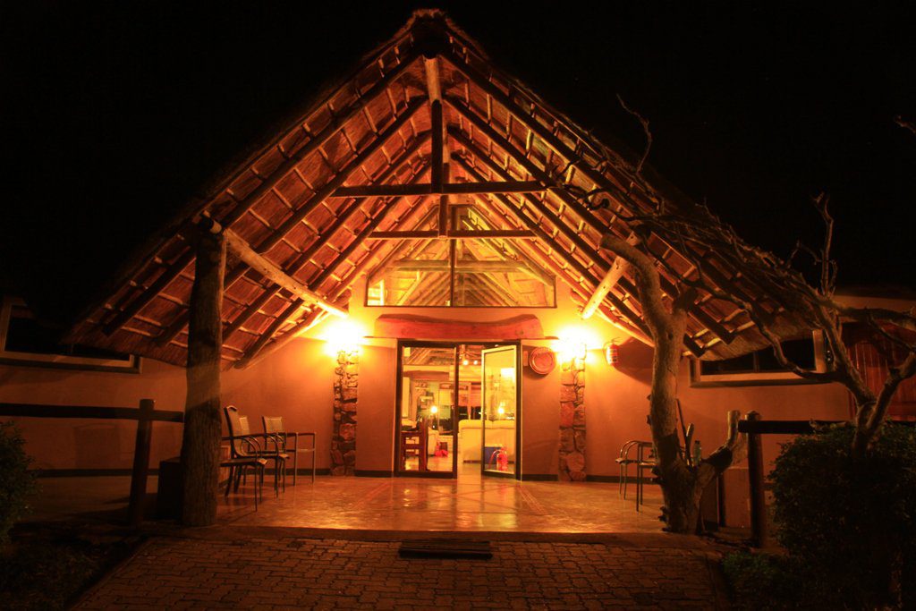 Luxury African Safari Special Offers (January–June 2026) 4 ululapa patio view night sabi sand