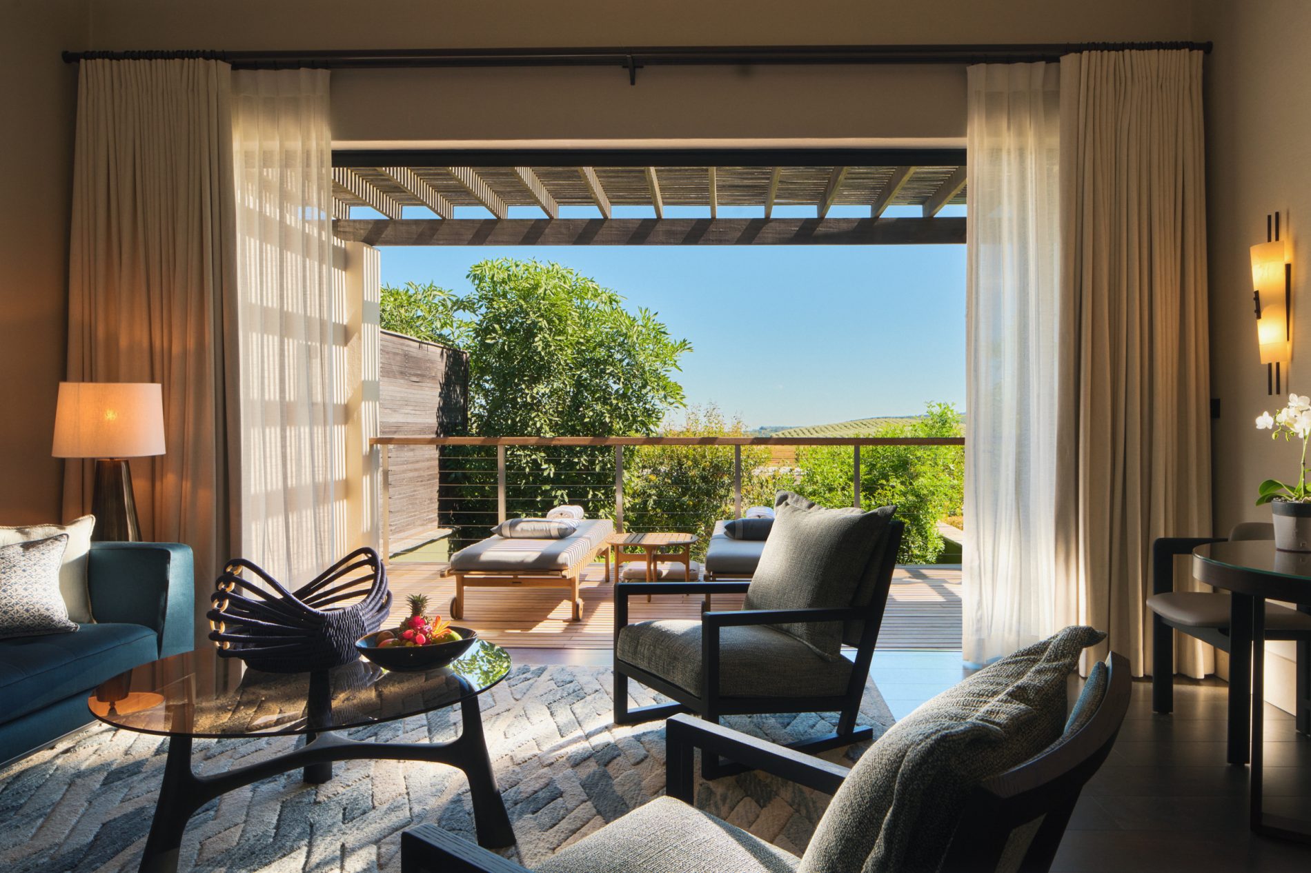 13 Day Cape Town, Wineland, Kruger Park & Sabi Sand Deluxe Safari Tour - Sabi Sands Lodges Reservation 59 Delaire Graff Luxury Lodge 3 Living room 02 1 1900x1266