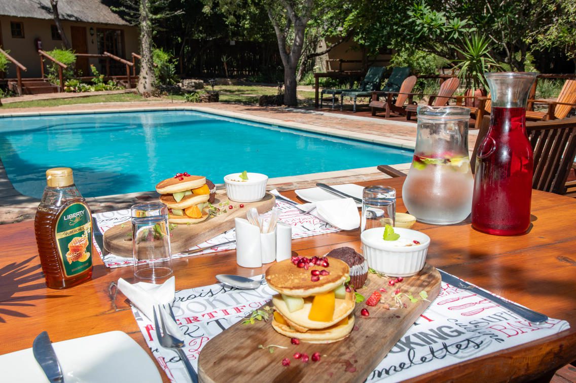 5 Day Kruger Park Vintage Safari- Sabi Sands Lodges Reservation 61 Thornhill Safari Lodge outdoor dining