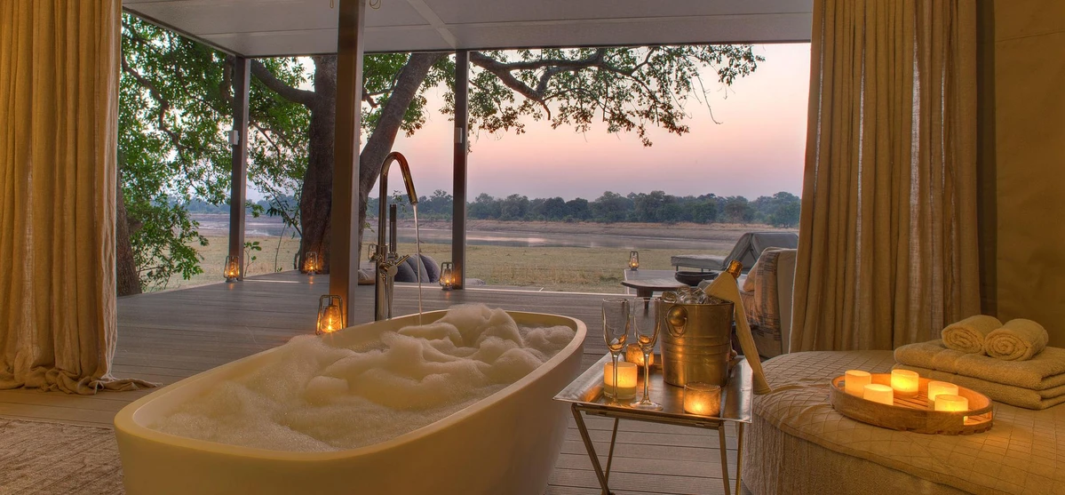 12 Day African Luxury Safari - Luxurious Zambia & Madagascar - South Africa 39 chinzombo rooms villa bathroom time and tide zamibia