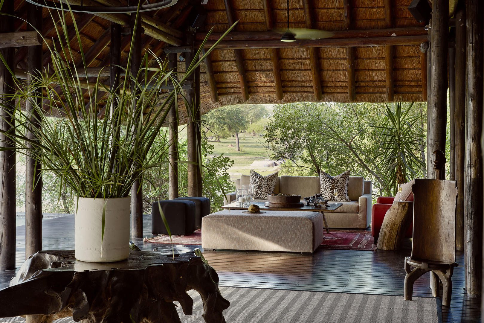 Chitwa Chitwa Game Lodge - Sabi Sand Private Game Reserve - Sabi Sands Lodges Reservations 40 Lodge 1