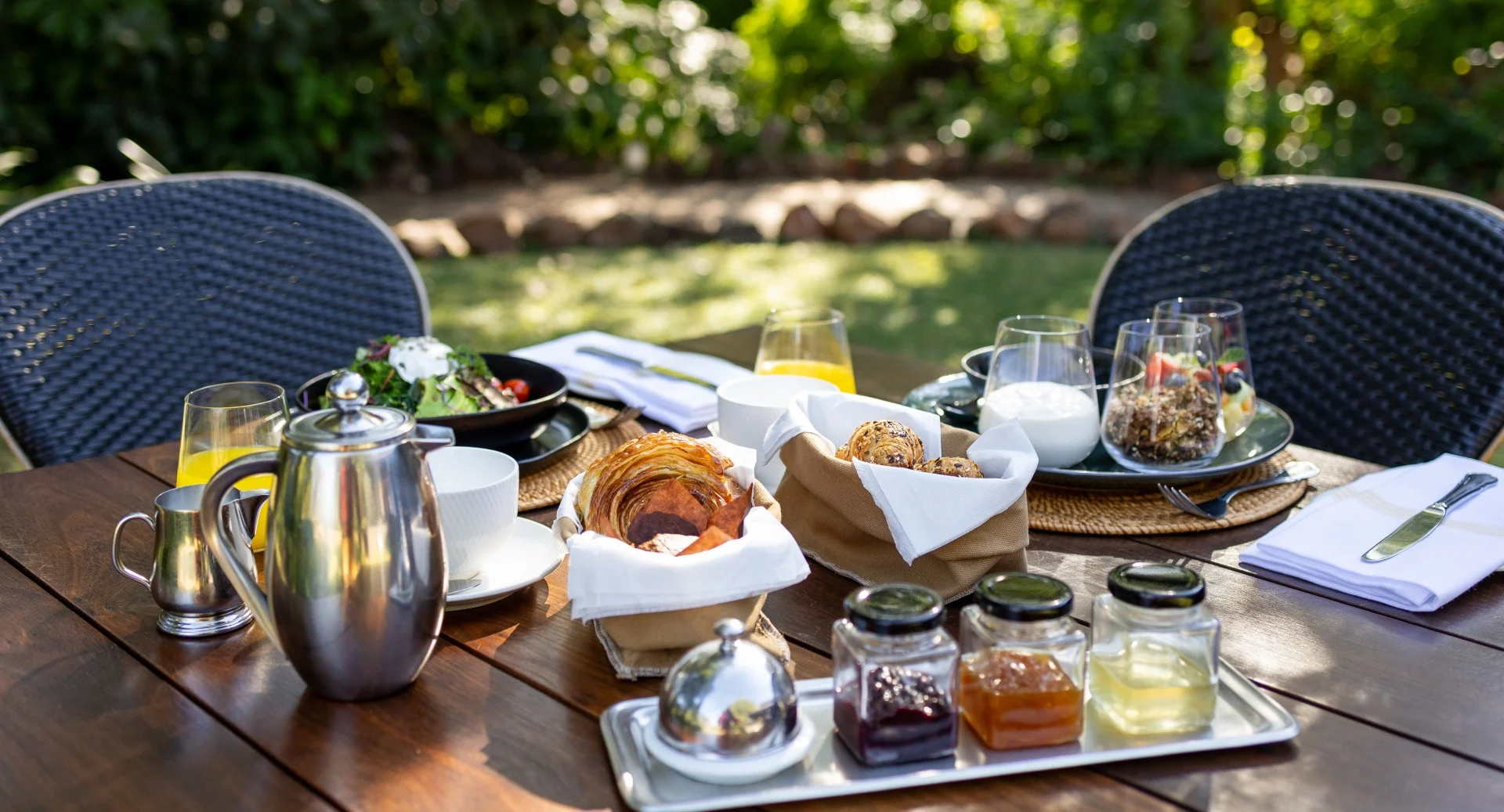 16 Day Southern Africa - The perfect holiday for couples & families 232 anantarastanleylivingstonebreakfast1920x1037