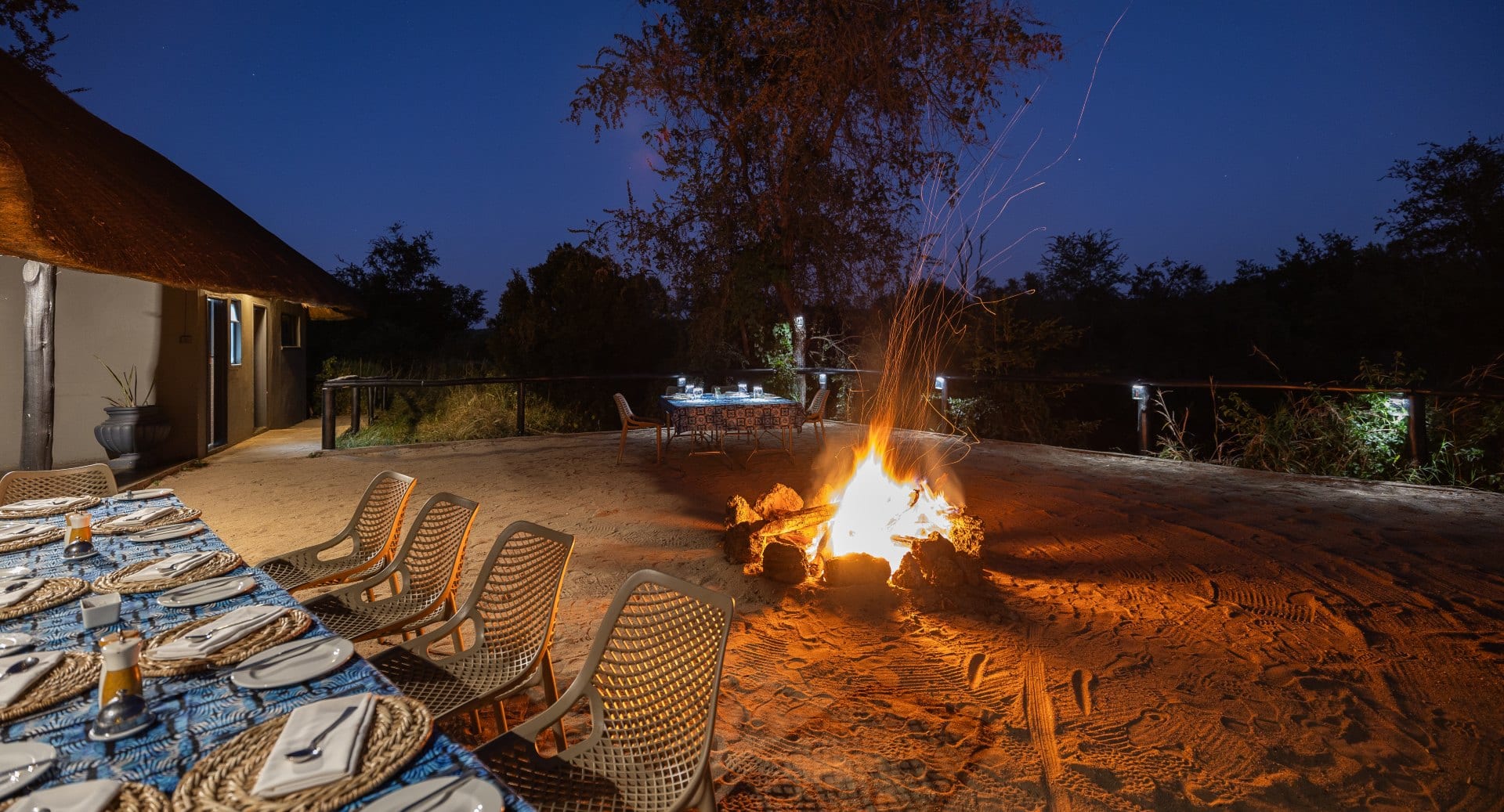 16 Day Southern Africa - The perfect holiday for couples & families 234 anantarastanleylivingstonebushdinnerfire1920x1037
