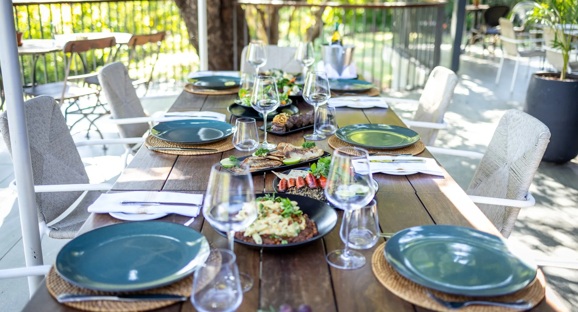 16 Day Southern Africa - The perfect holiday for couples & families 229 anantarastanleylivingstonelunchsetup1920x1037