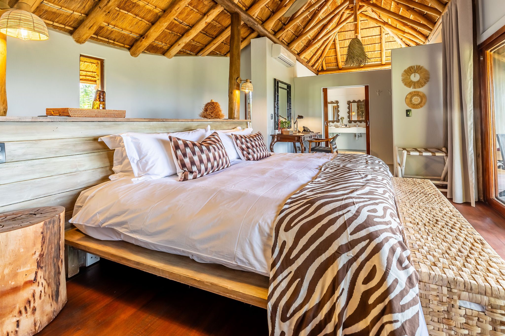 Buffalo Ridge Safari Lodge - Madikwe Game Reserve - Sabi Sands Lodges Reservations - Malaria Free Safari 43 Buffalo Ridge Madikwe