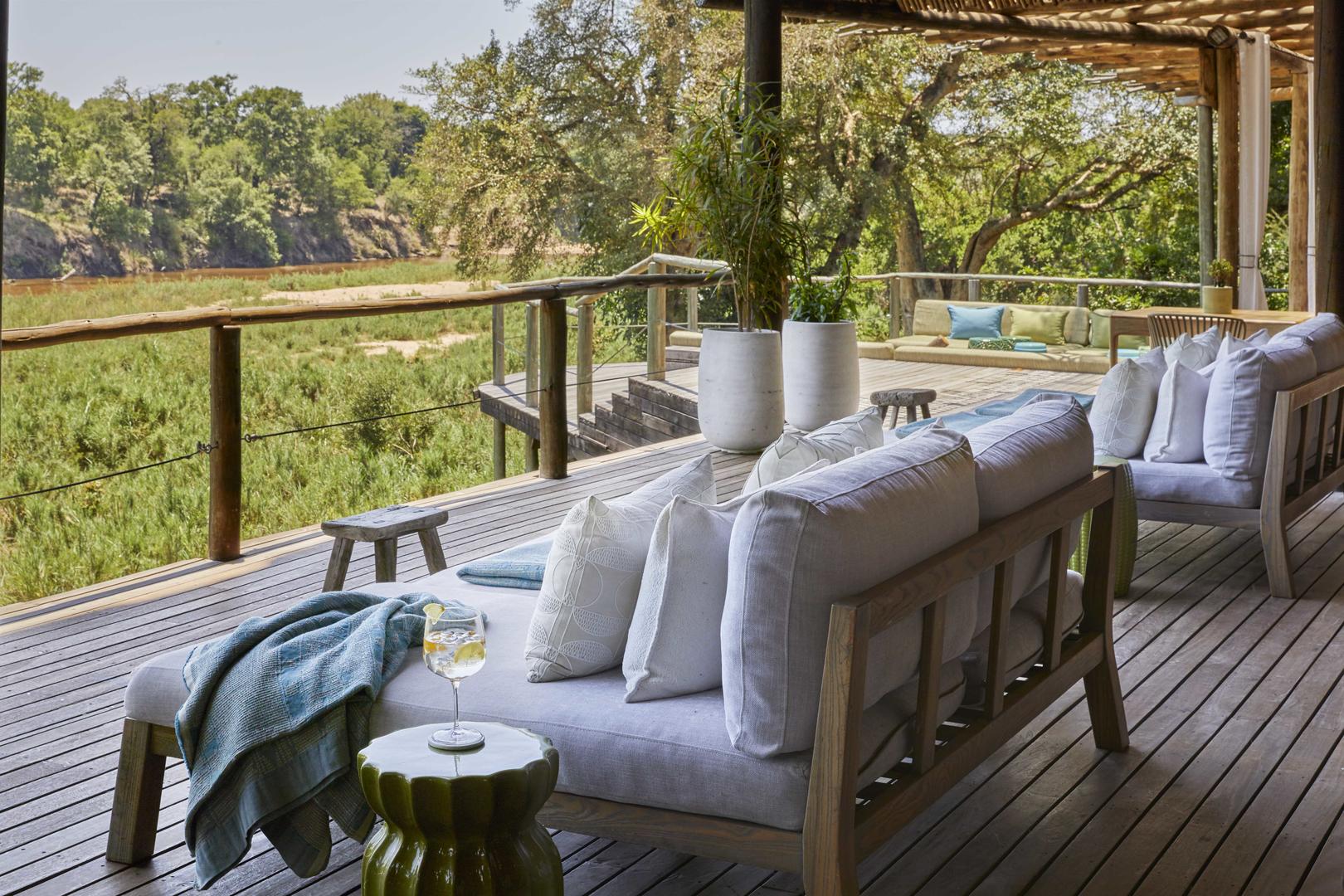 Lion Sands Narina Lodge Guest Area