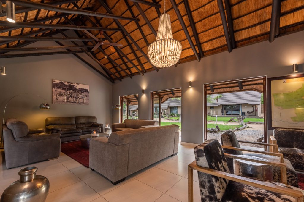 Nkorho Bush Lodge - Sabi Sands Game Reserve - Reservations 8 Nkorho Bush Lodge common area