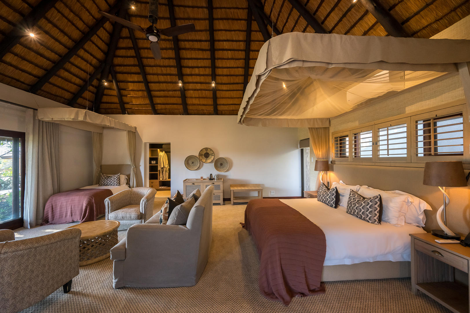 Inyati Game Lodge - Sabi Sands Game Reserve - Kruger National Park 39 Inyati Game Lodge Sabi Sand Nature Reserve ()