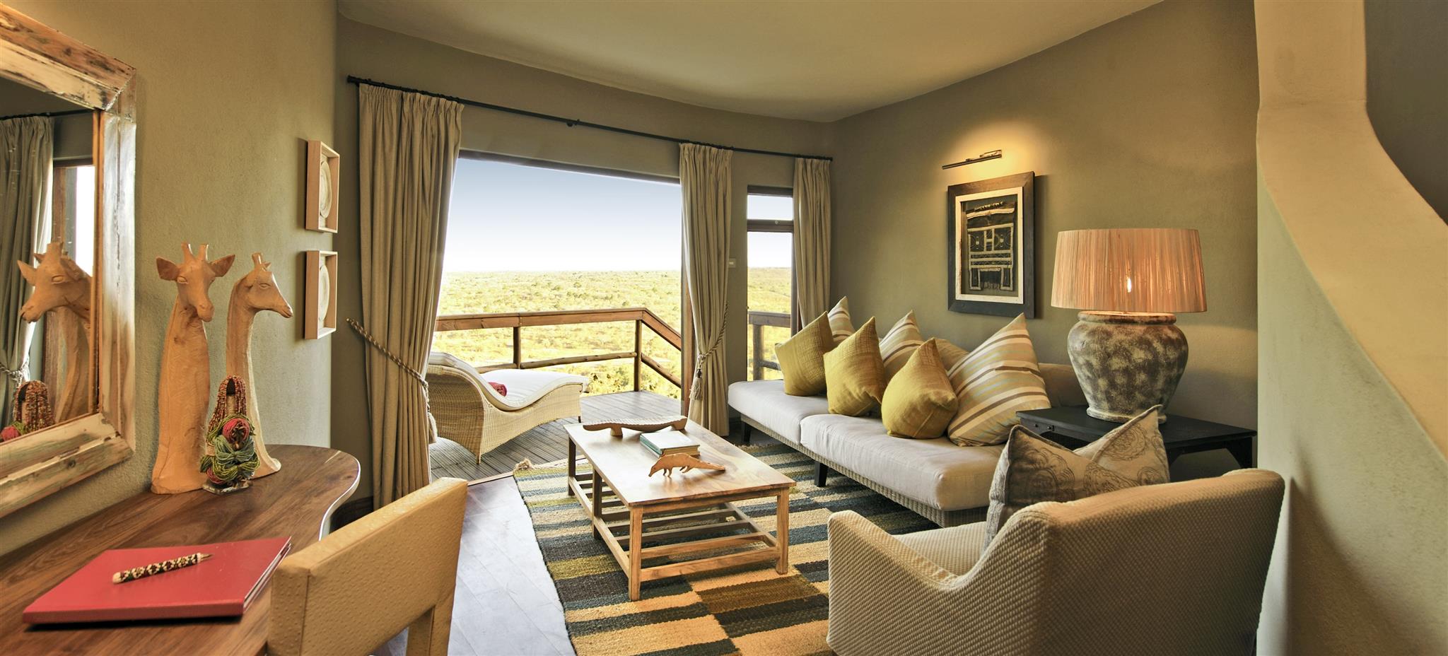 Ulusaba Cliff Lodge Luxury Safari Lodge Rhino Africa6