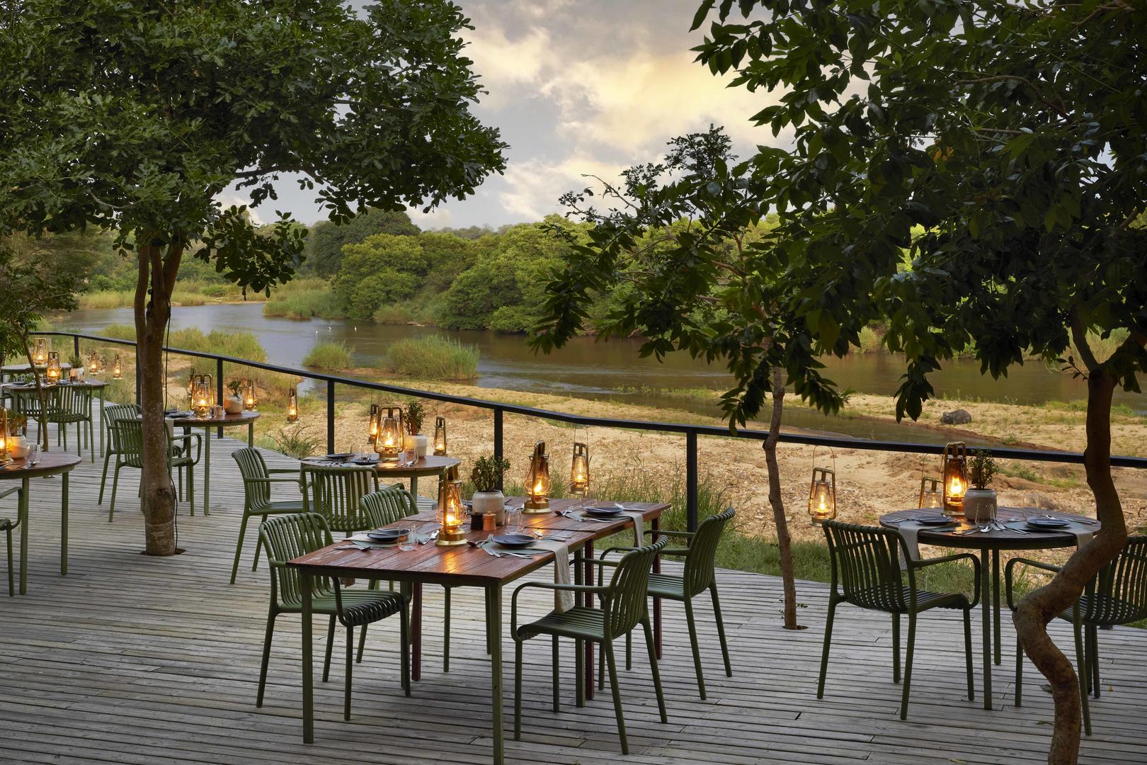Lion Sands River Lodge Lower Deck
